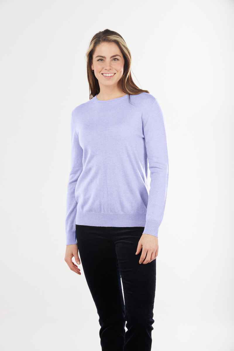 B&L Pullover CNeck Ess Lilac