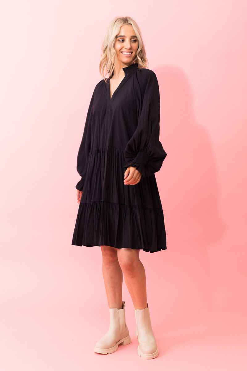 CHARLO Alexia Floaty Dress Black