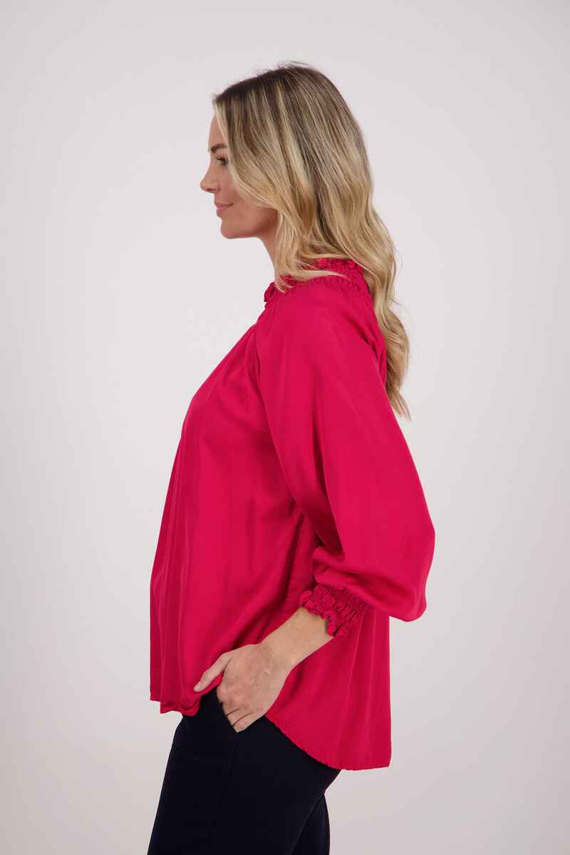 BRIARWOOD Hollis Top Red