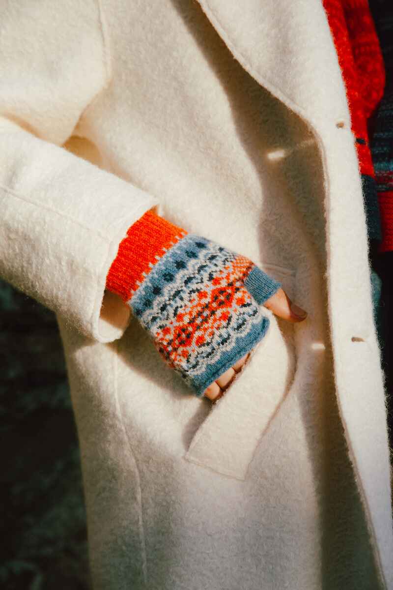 ERIBE Alloa Fingerless Gloves Blue-Bella