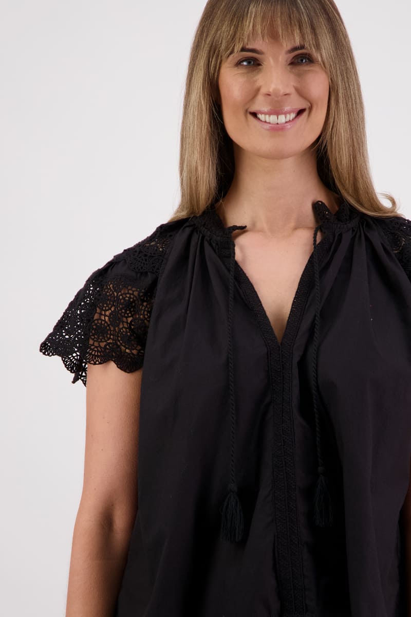 BRIARWOOD Sebbie Top Black