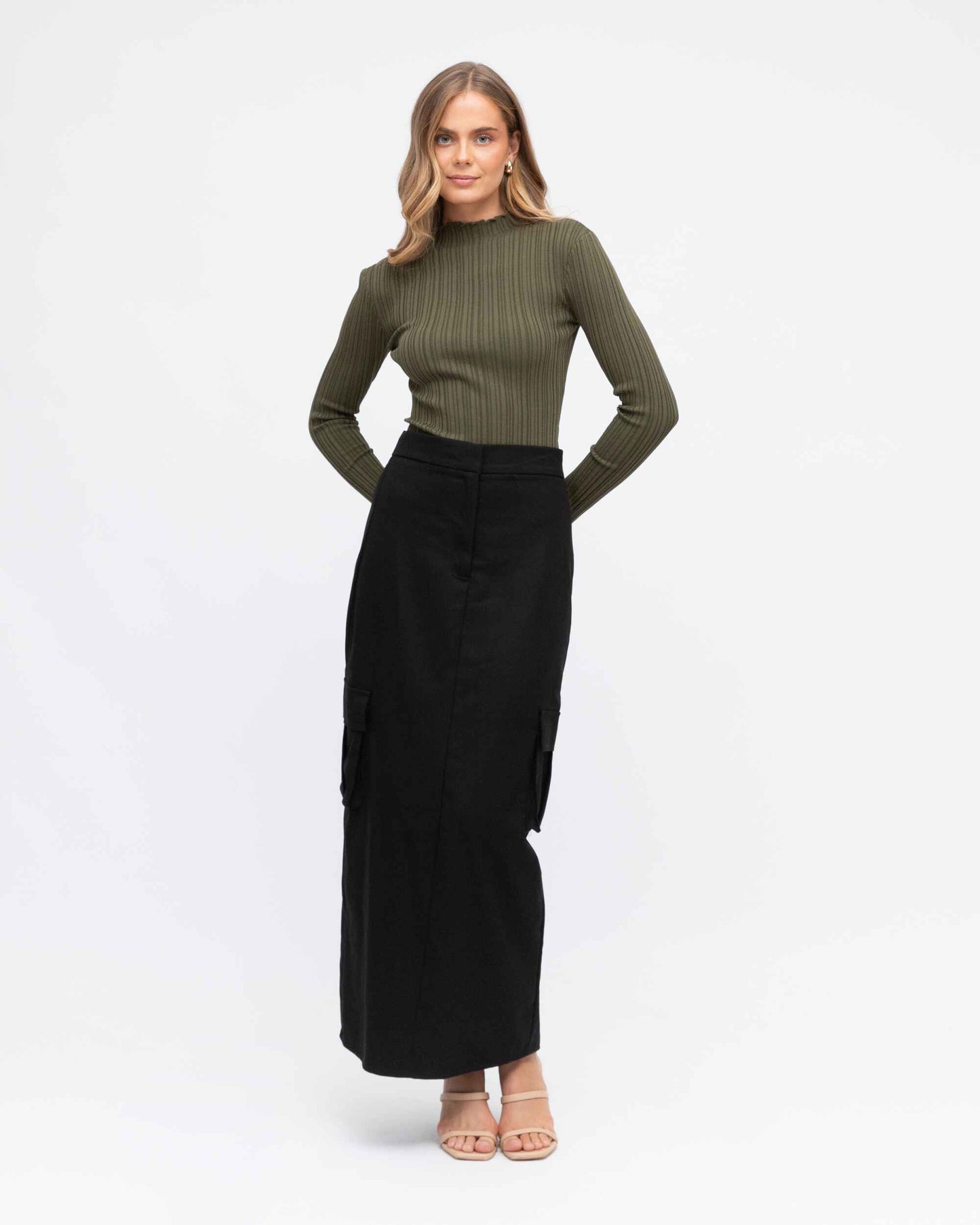 WHITE CLOSET Ribbed Top Olive