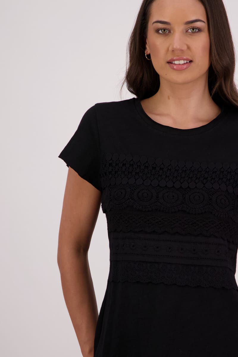 BRIARWOOD Trish Tee Black