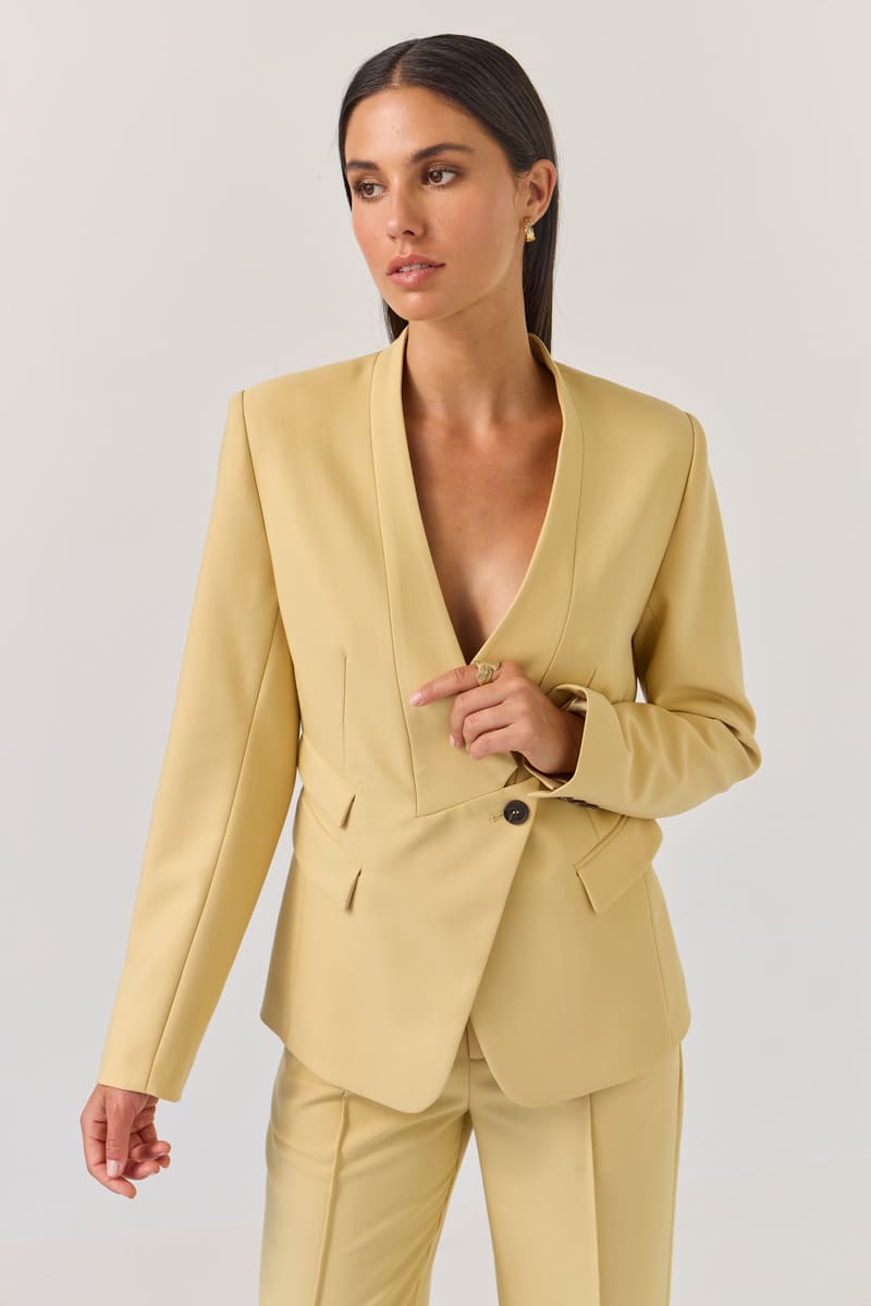 TUESDAY Tuxedo Blazer Butter