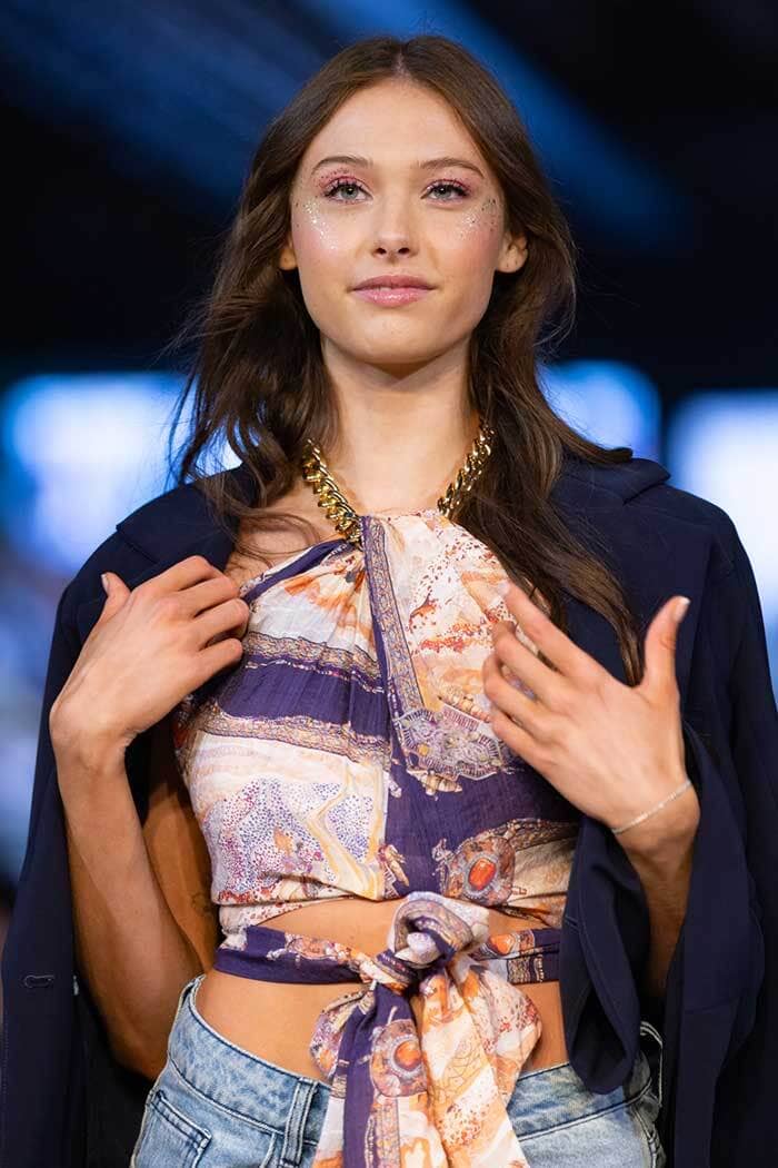 AMAYA Carter Halter Chain Top Egyptian