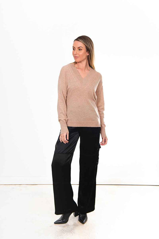 B&L Pullover VNeck Rib Stone