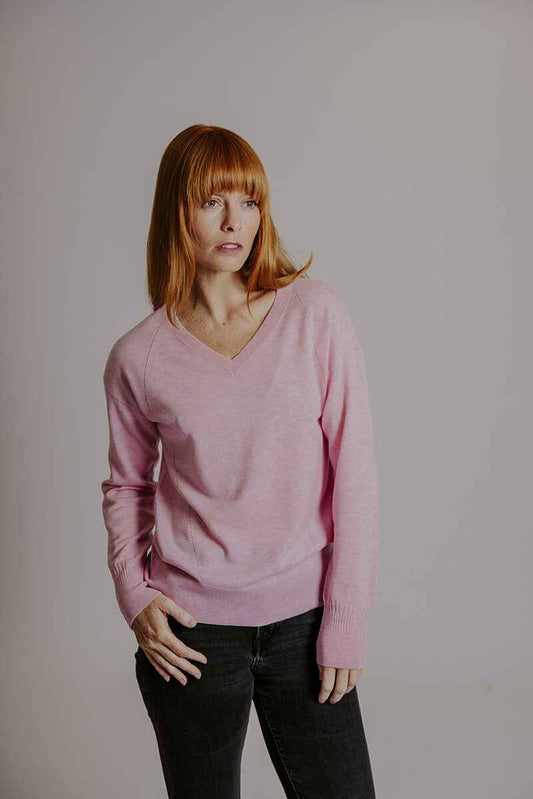 B&L Izzy VNeck Pullover Tea Rose