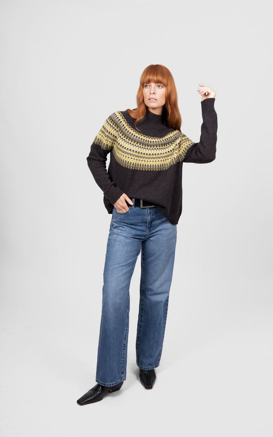 B&L Fair Isle Raglan Pullover Chocolate