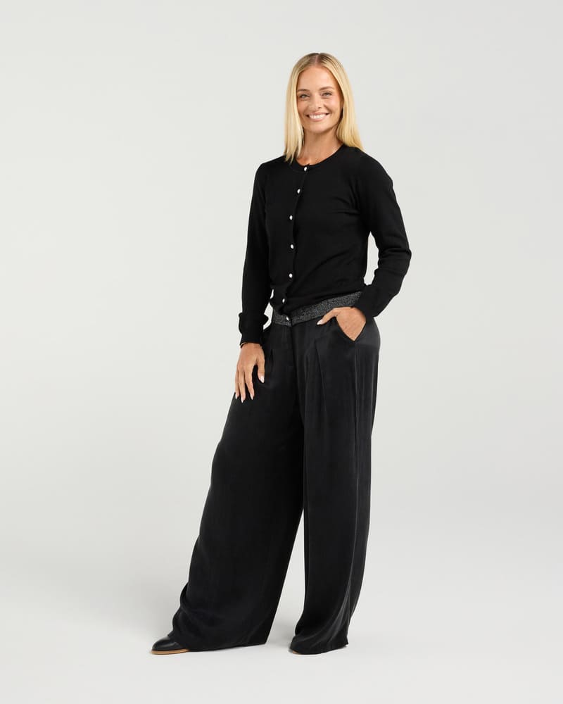 BLACKSTONE Pearl Button Cardy Black