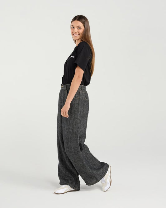 BLACKSTONE Apollo Wide Jeans Black