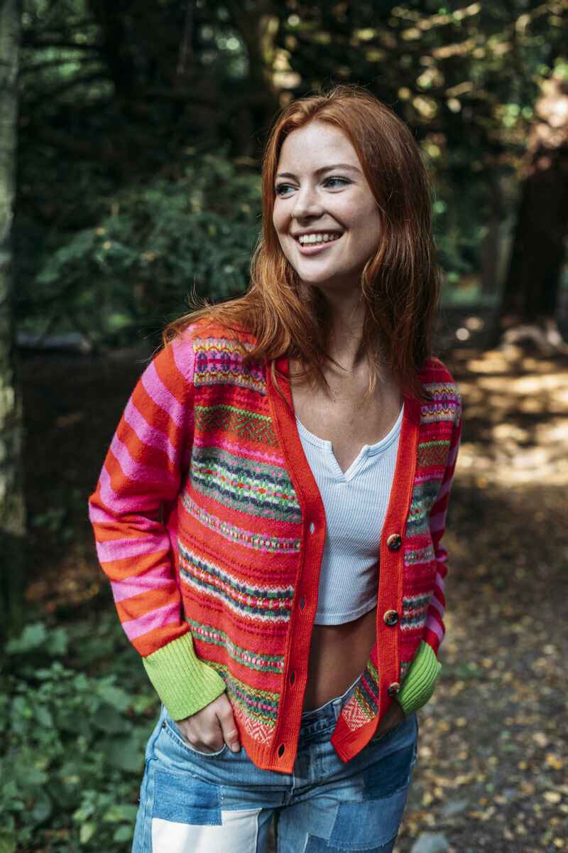 ERIBE Stobo Fairisle Vee Cardy Rosa