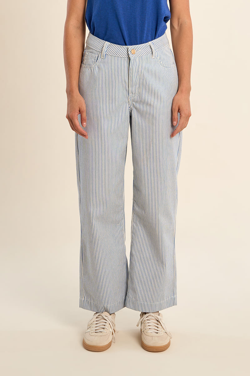 MOLLY BRACKEN Woven Pinstripe Pants LtBlue