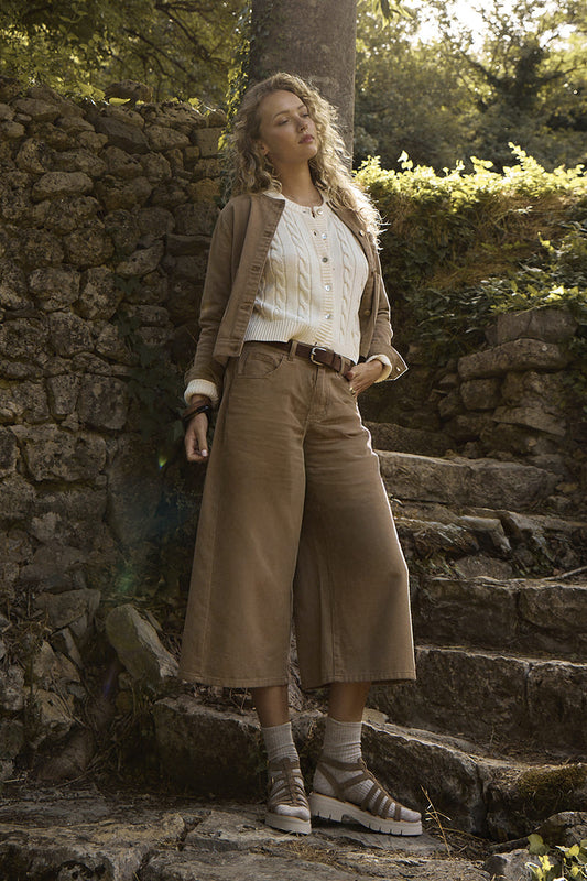 MOLLY BRACKEN Wide Cropped Pants Khaki