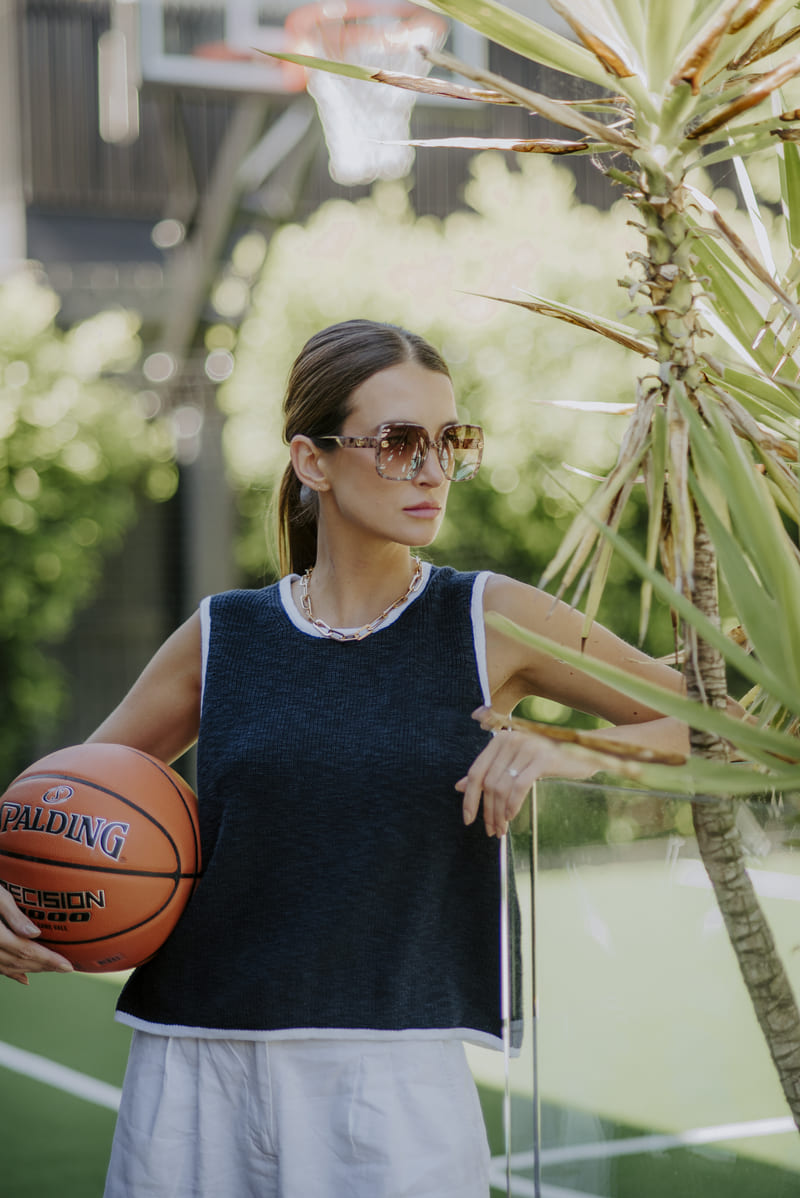 B&L Button Back Vest NavyW