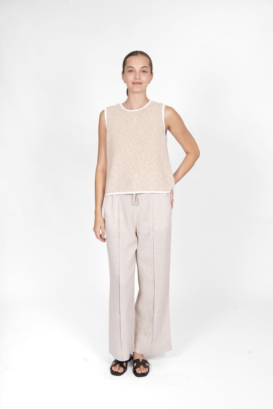B&L Button Back Vest SandW