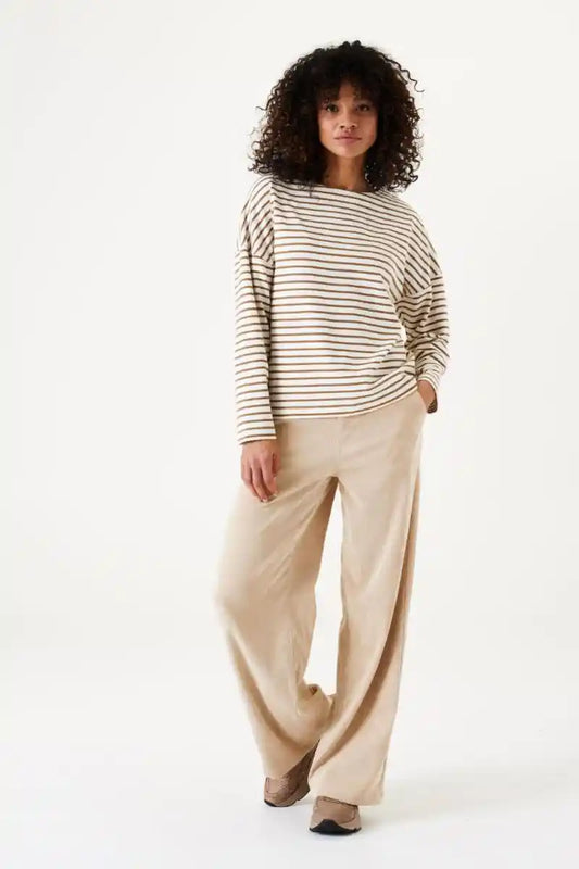 GARCIA Thin Needle Cord Pants Doeskin