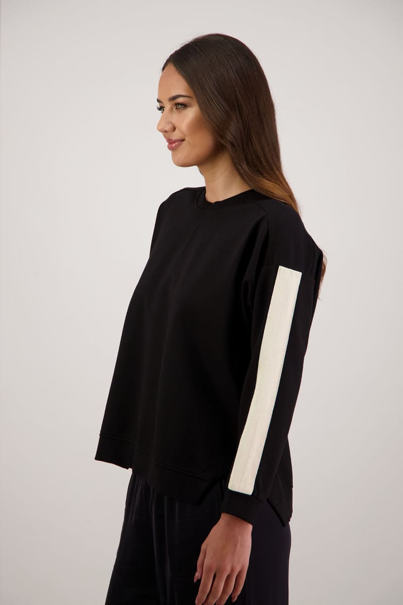 BRIARWOOD Holmes Top Black