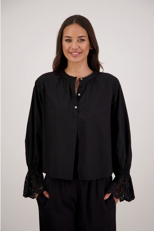 BRIARWOOD Ridley Top Black