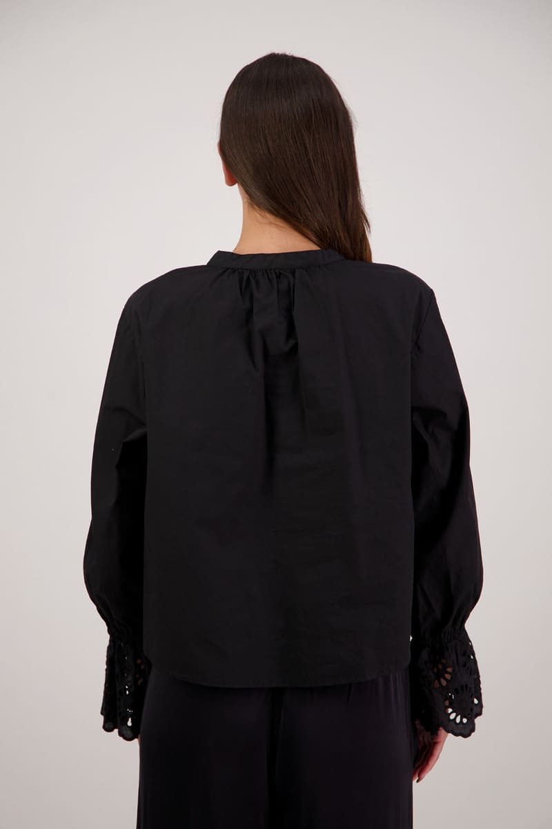 BRIARWOOD Ridley Top Black