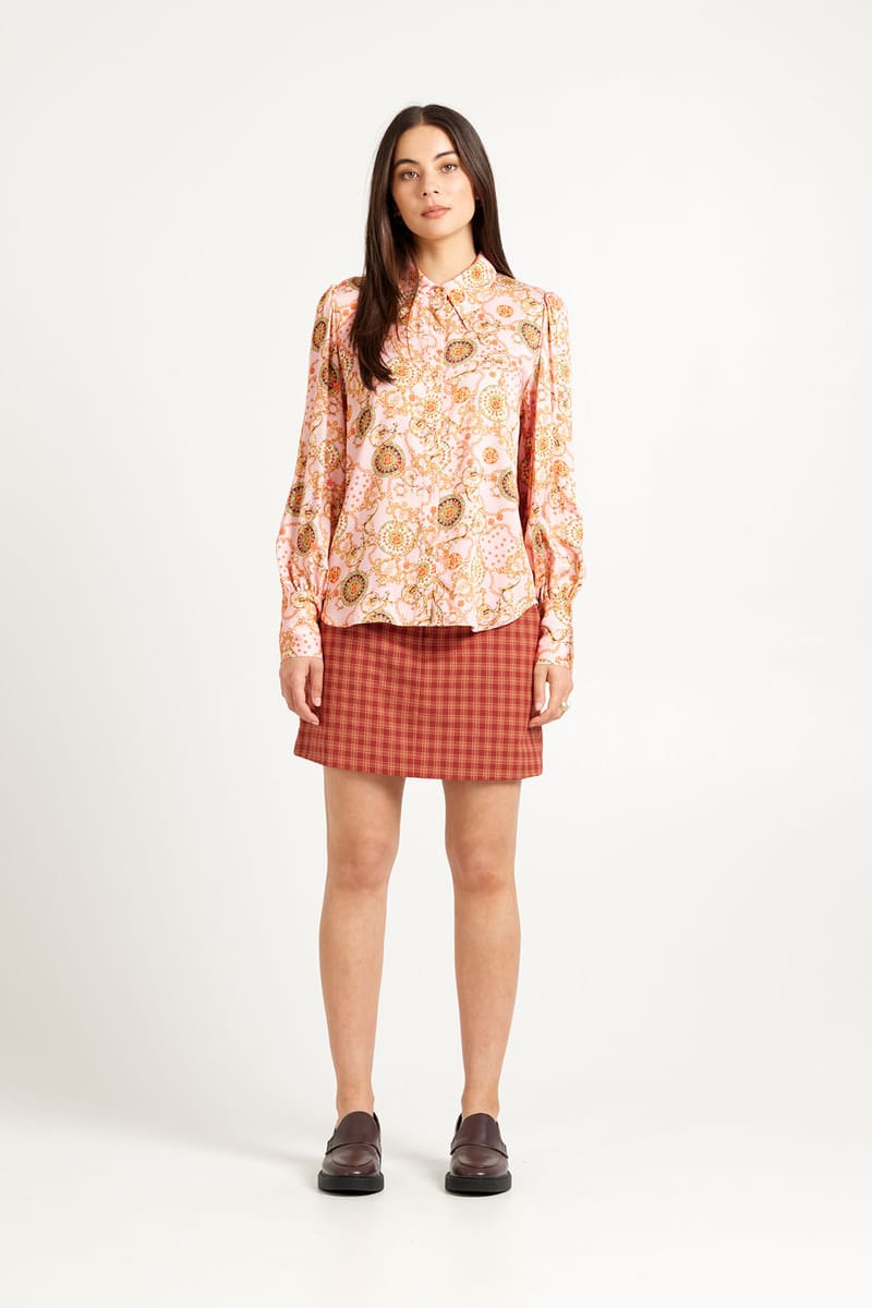 TUESDAY Casino Top PinkMed