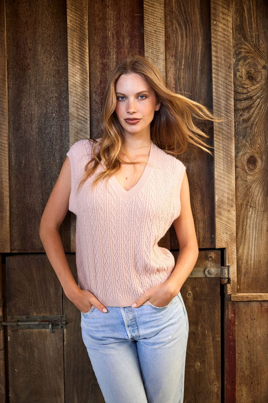 TUESDAY Jasper Cable Vest Blush