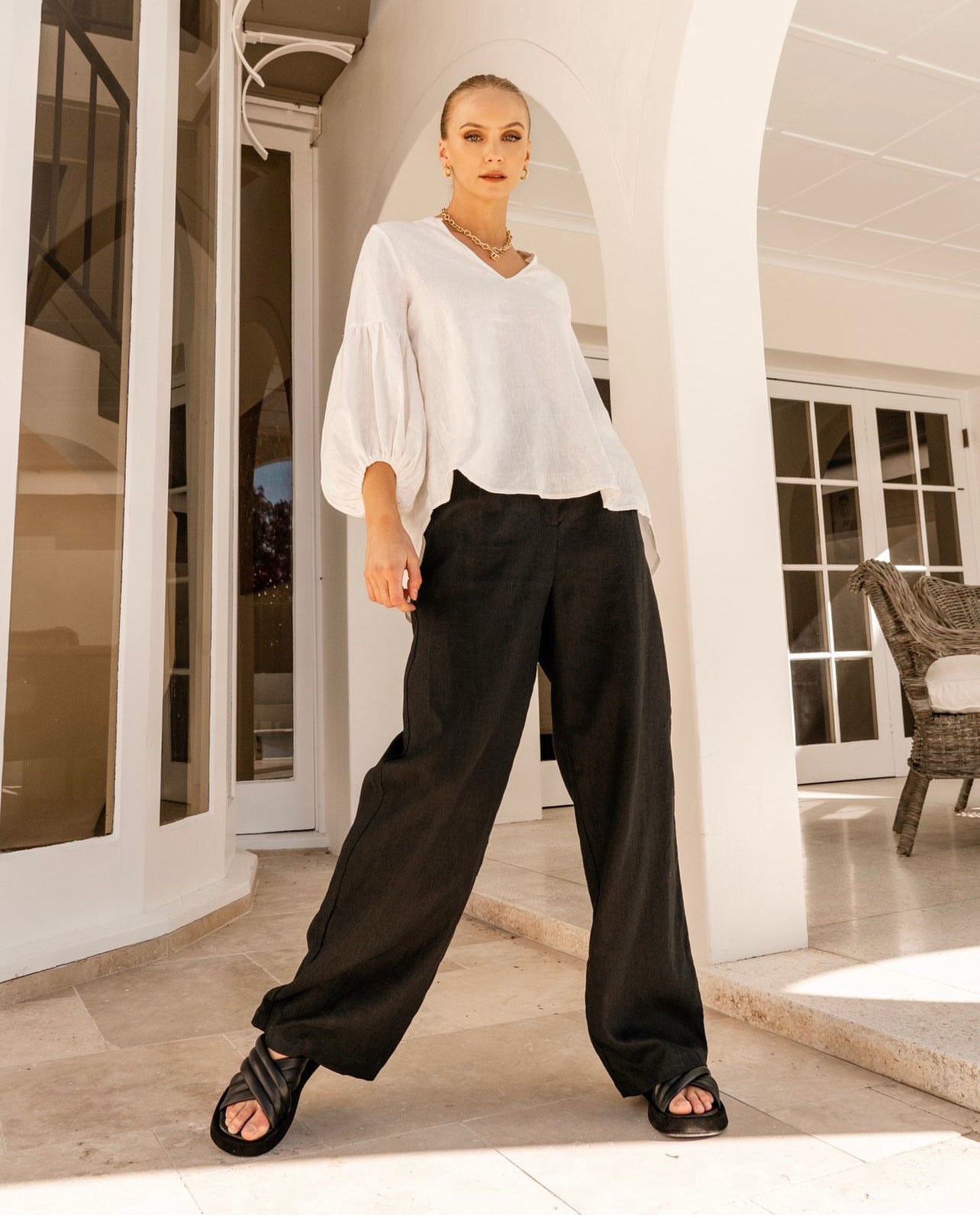 WHITE CLOSET Linen Pants Black